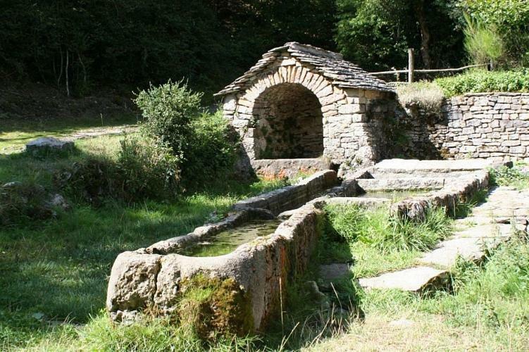 Gite Montalies Sévérac-le-Château 外观 照片